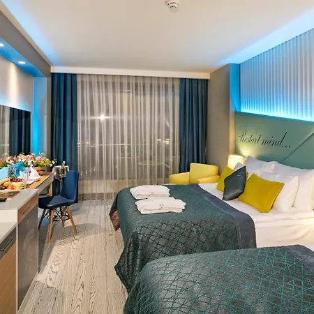 Wind Of Lara & Hotel 5*