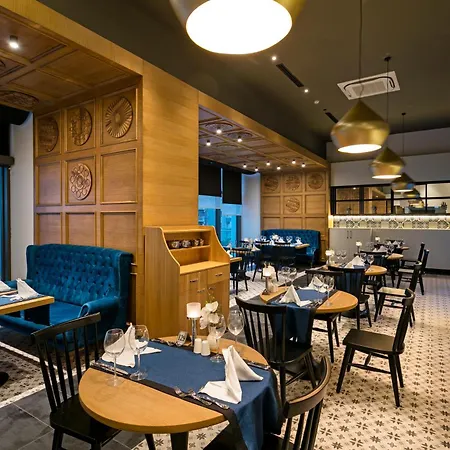 Wind Of Lara & Hotel 5*